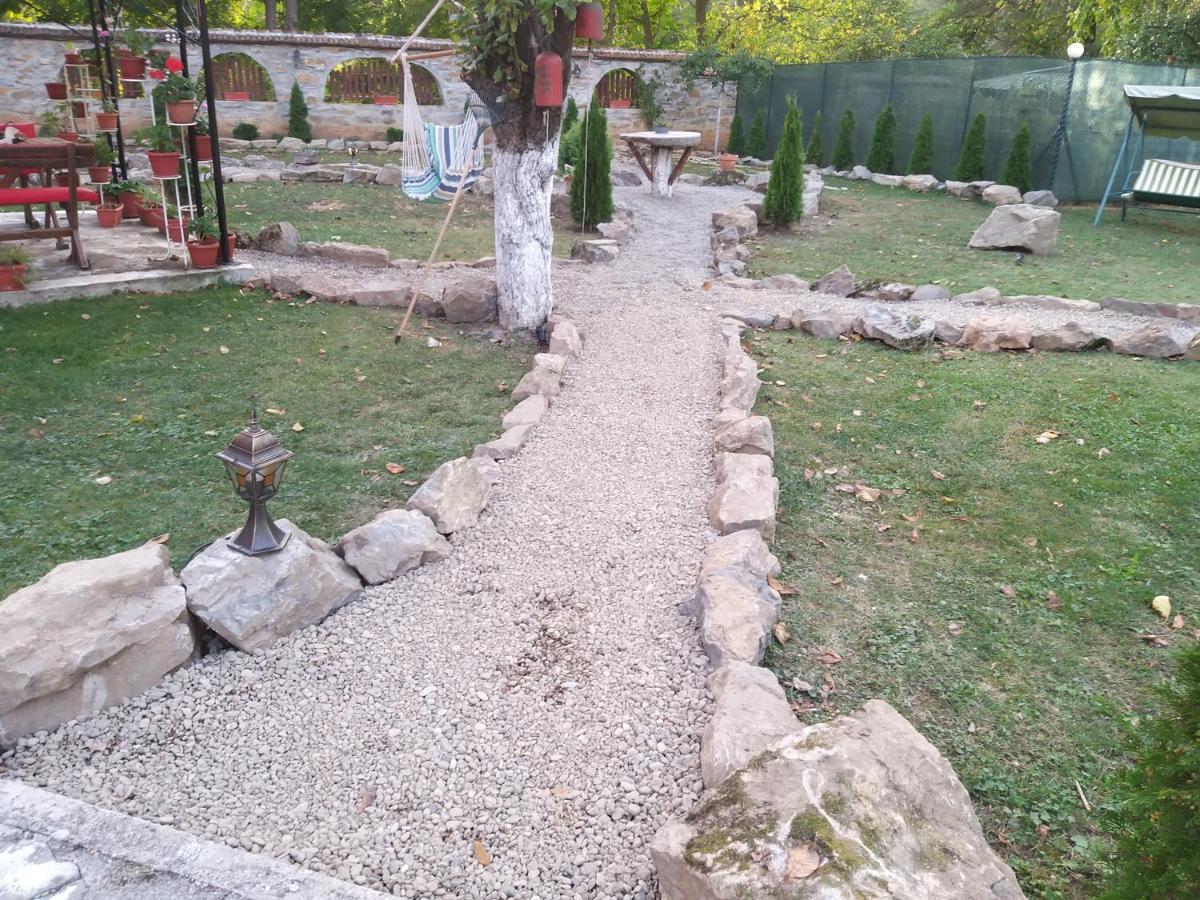 Къща За Гости "Там Край Реката " Slivek Buitenkant foto