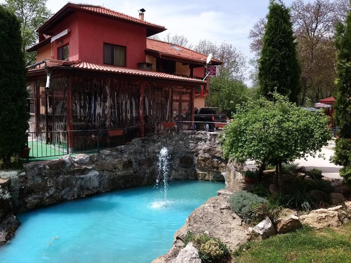 Къща За Гости "Там Край Реката " Slivek Buitenkant foto