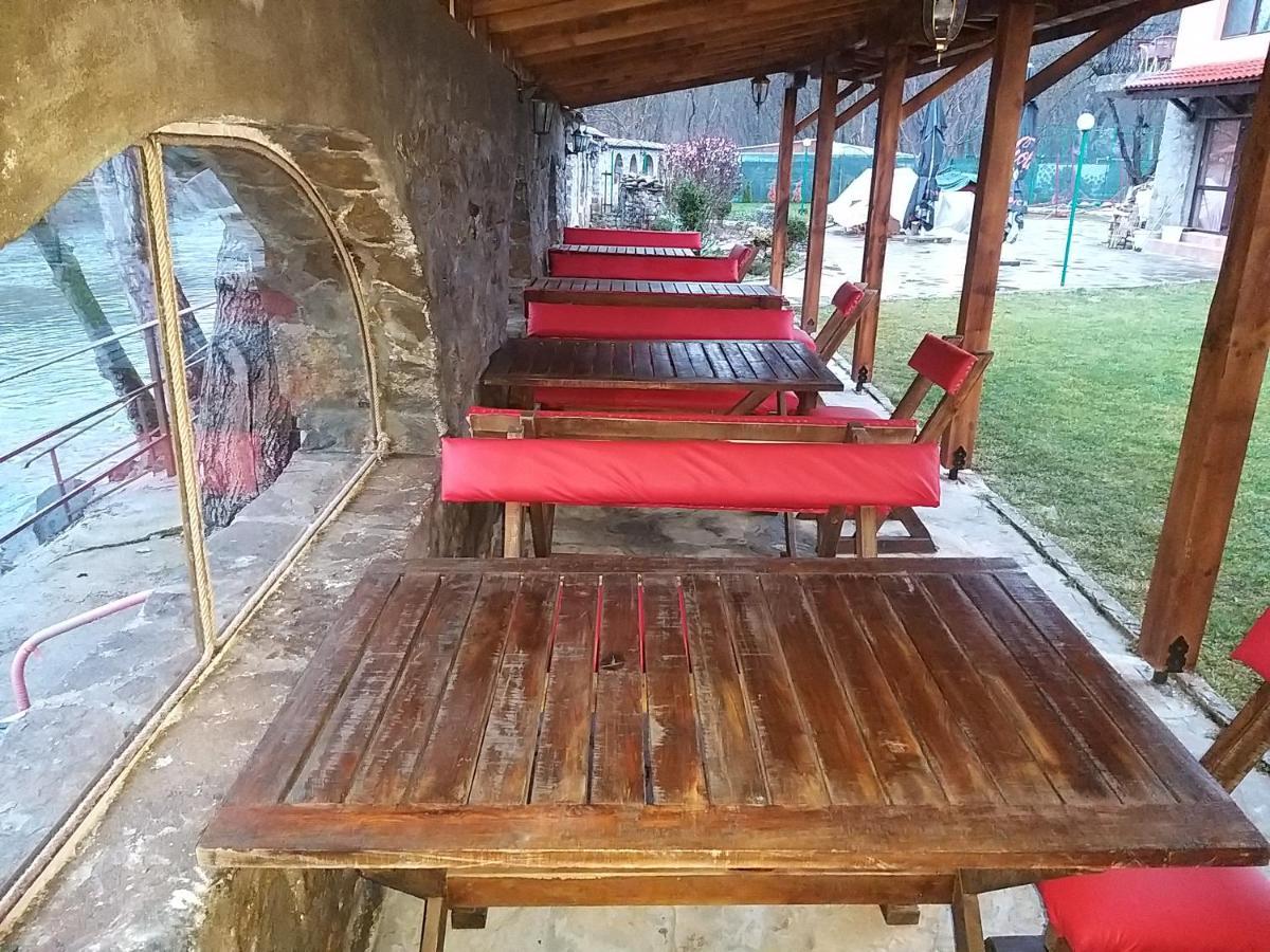 Къща За Гости "Там Край Реката " Slivek Buitenkant foto